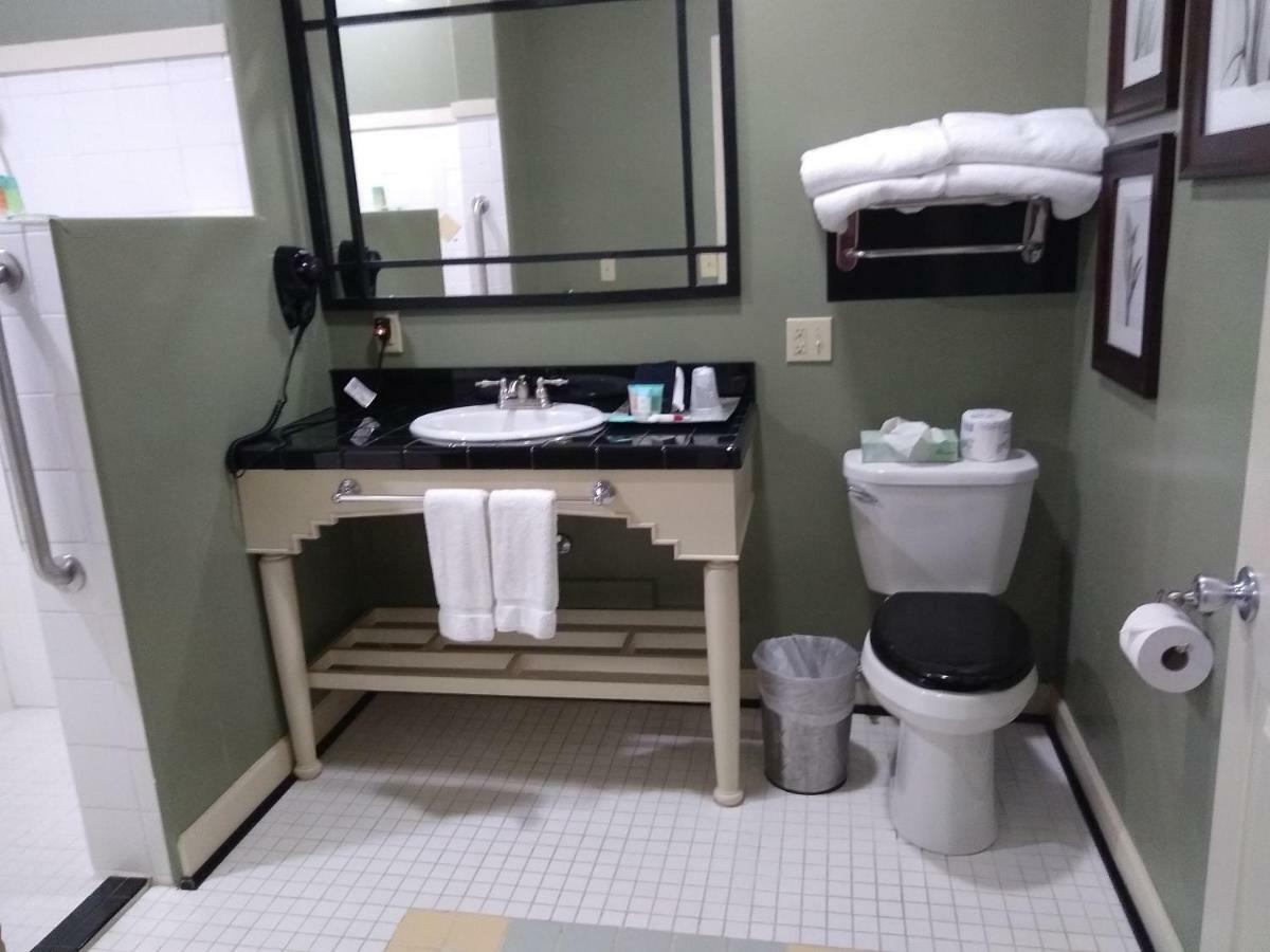 Southern Comfort Suites Mayfield Экстерьер фото